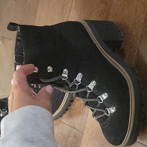 Esprit booties - Picture 2 of 5